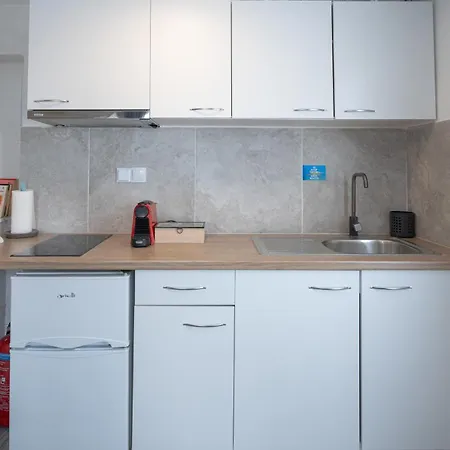 Appartement White W4 New In *